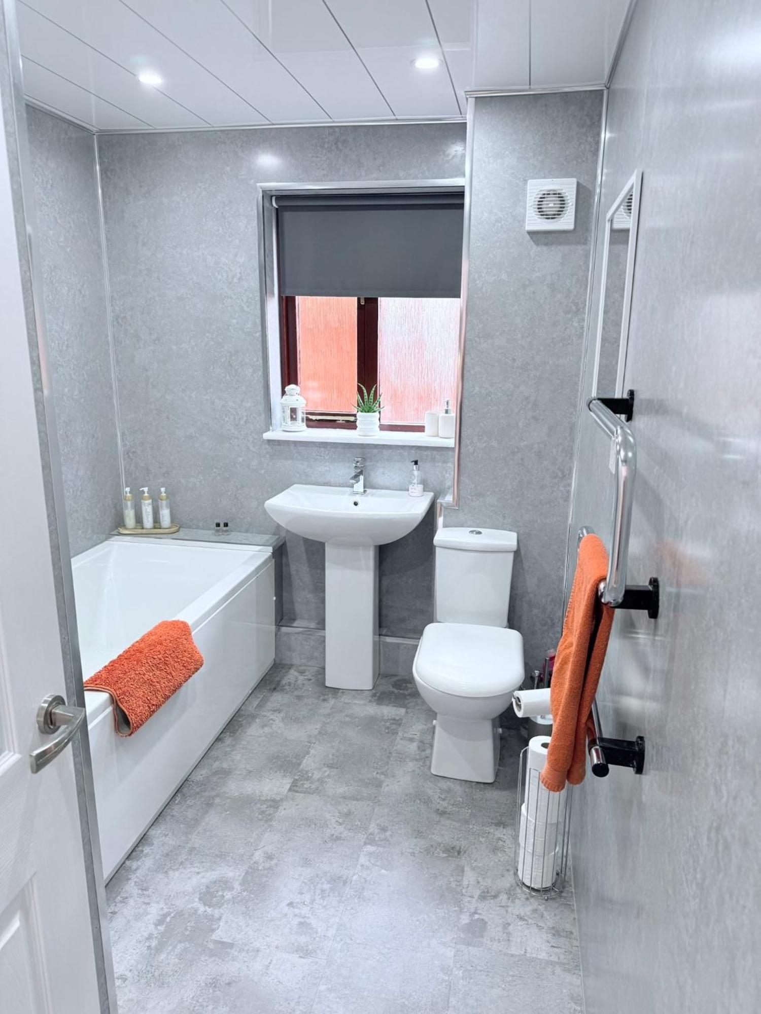 Ochil View Holiday Let Tullibody Ngoại thất bức ảnh